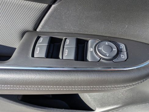 Certified 2024 Buick Envision Preferred image 9