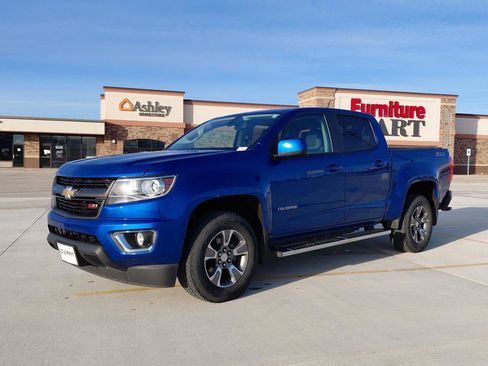 Used 2019 Chevrolet Colorado Z71 image 1