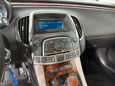 Used 2011 Buick LaCrosse CXL w/ Driver Confidence Package FWD image 14