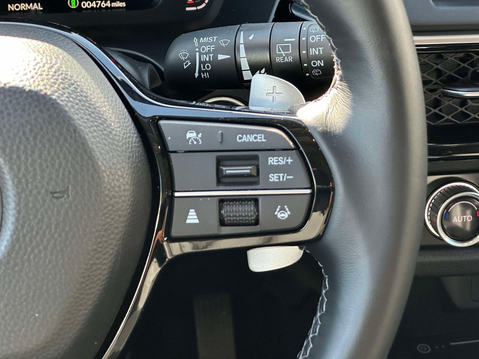 Used 2025 Acura ADX FWD image 25
