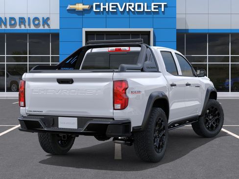 New 2026 Chevrolet Colorado Trail Boss w/ Midnight Edition AWD/4WD image 5