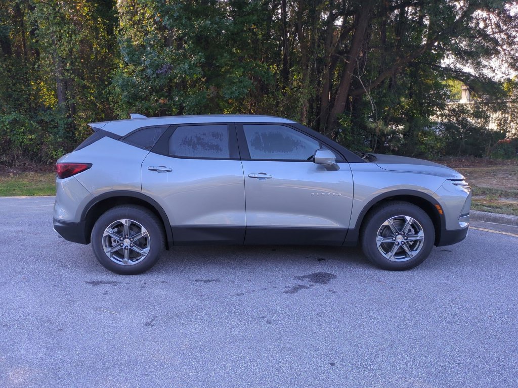New 2026 Chevrolet Blazer LT FWD image 4