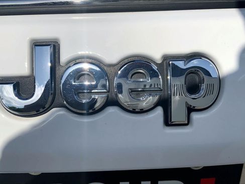 Used 2025 Jeep Compass Limited AWD/4WD image 31