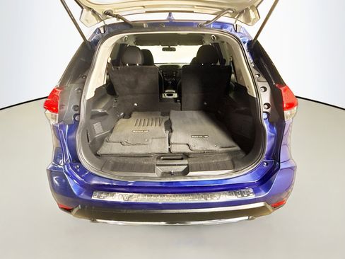 Used 2017 Nissan Rogue SV FWD image 35