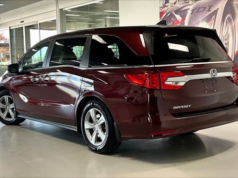 Used 2018 Honda Odyssey EX-L image 4
