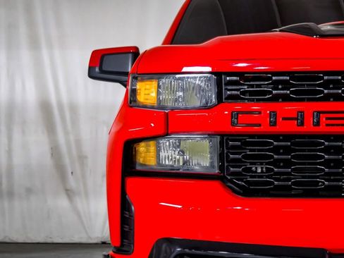 Used 2022 Chevrolet Silverado 1500 Custom AWD/4WD image 37
