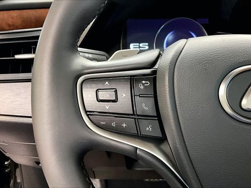 Used 2023 Lexus ES 350 w/ Premium Package image 30