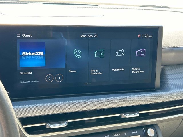 Used 2025 Hyundai Sonata SEL FWD image 32
