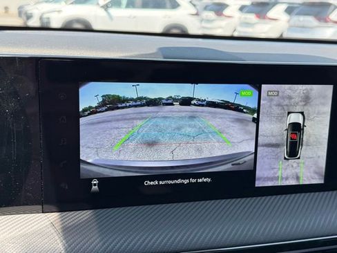 New 2025 Nissan Kicks SR w/ SR Premium Package image 33