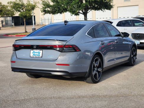 Used 2023 Honda Accord Sport image 6