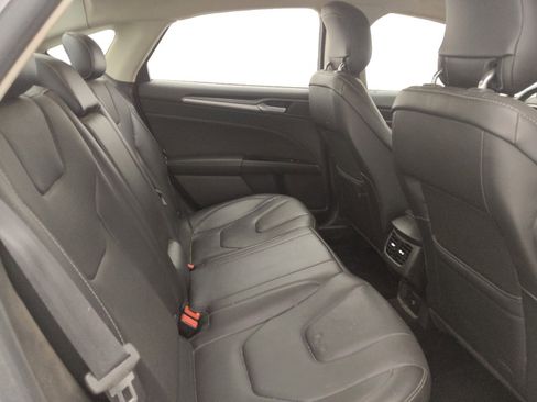 Used 2014 Ford Fusion Titanium image 19