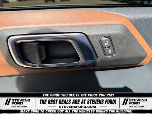 Used 2024 Ford Bronco Outer Banks w/ Sasquatch Package AWD/4WD image 21