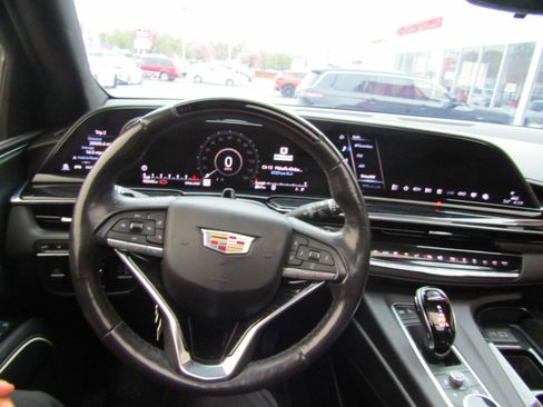 Used 2023 Cadillac Escalade Sport AWD/4WD image 25