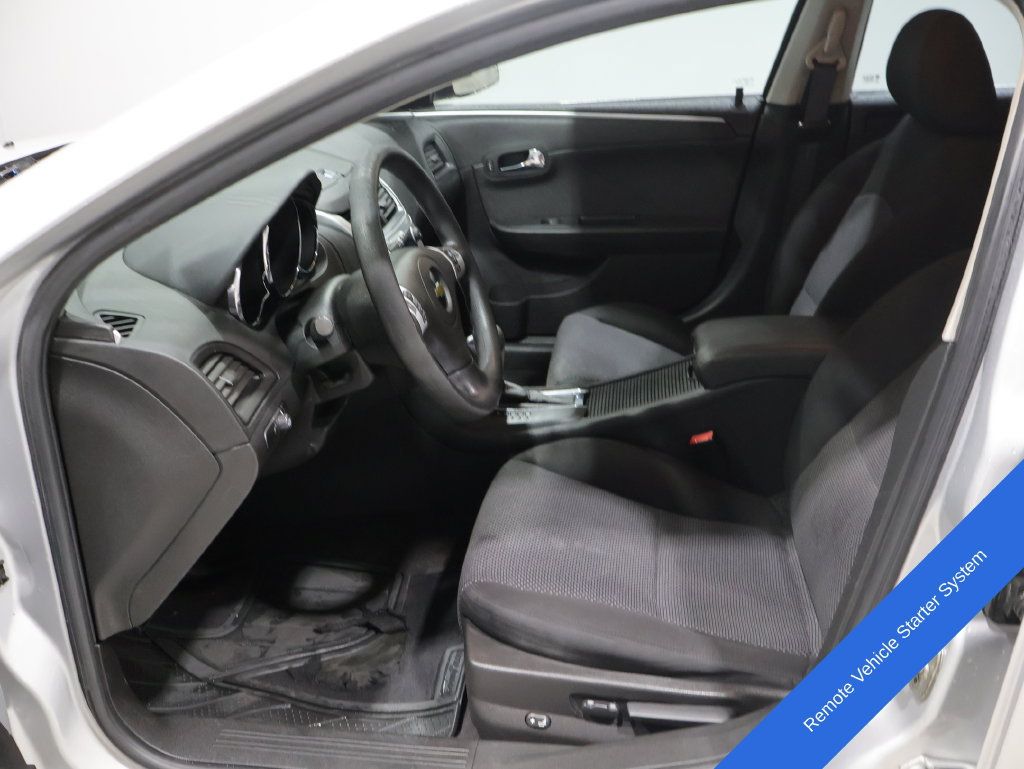 Used 2011 Chevrolet Malibu LT w/ Power Convenience Package FWD image 2