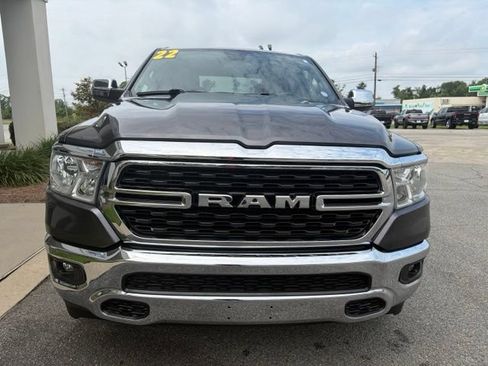 Used 2022 RAM 1500 Big Horn AWD/4WD image 3
