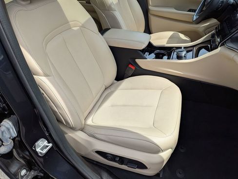 Used 2022 Jeep Grand Cherokee Limited 4xe image 32