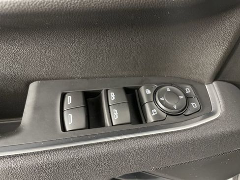 Used 2025 GMC Sierra 1500 SLT image 22