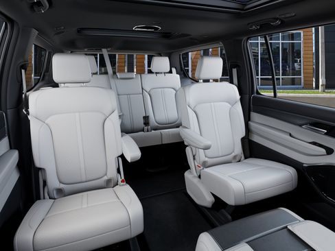 New 2026 Jeep Grand Wagoneer 4DR 4WD image 15