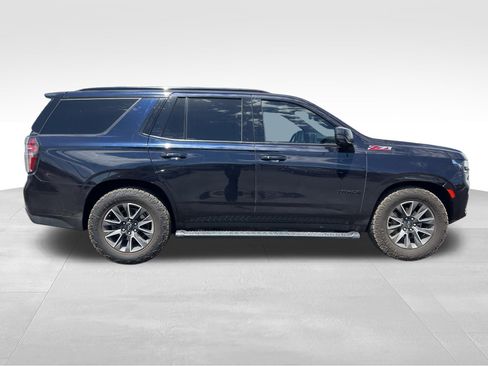 Used 2022 Chevrolet Tahoe Z71 w/ Z71 Off-Road Package AWD/4WD image 4