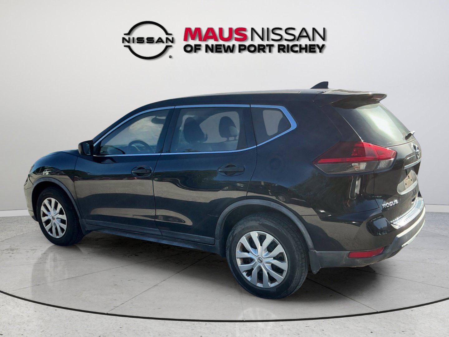 Used 2018 Nissan Rogue S FWD image 6