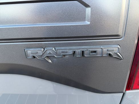 Used 2018 Ford F150 Raptor w/ Equipment Group 802A Luxury AWD/4WD image 28