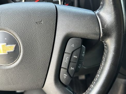 Used 2022 Chevrolet Express 3500 w/ Power Convenience Package image 25