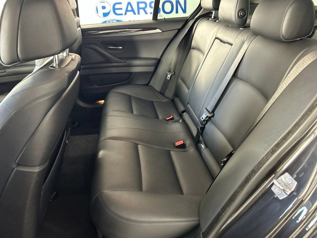 Used 2014 BMW 535d Sedan RWD image 24