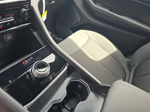 New 2025 Jeep Grand Cherokee Laredo image 26