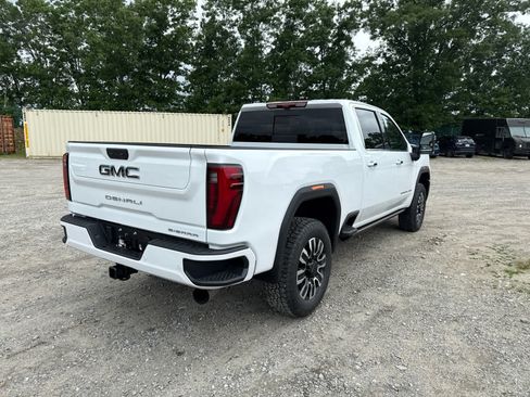 New 2026 GMC Sierra 2500 Denali Ultimate AWD/4WD image 5