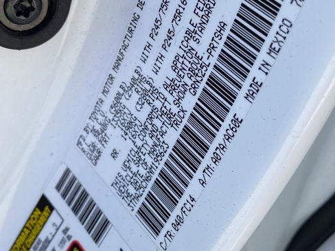 Used 2022 Toyota Tacoma SR5 image 7