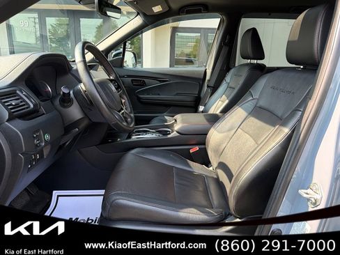 Used 2024 Honda Passport Black Edition image 28