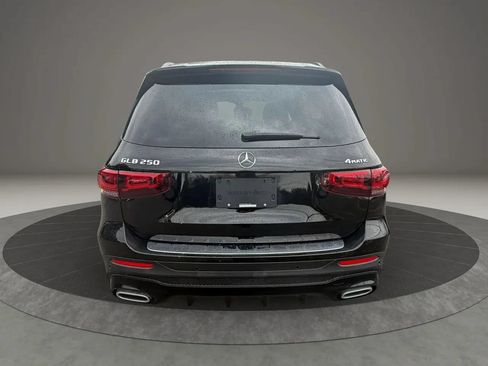 Used 2021 Mercedes-Benz GLB 250 4MATIC image 6