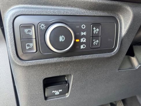 Used 2022 Ford Bronco Outer Banks w/ Sasquatch Package AWD/4WD image 6