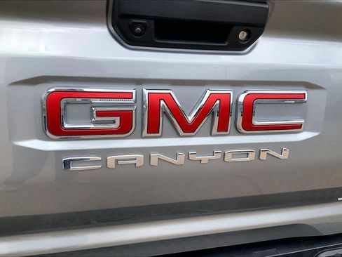 Used 2025 GMC Canyon Elevation w/ Convenience Package AWD/4WD image 32