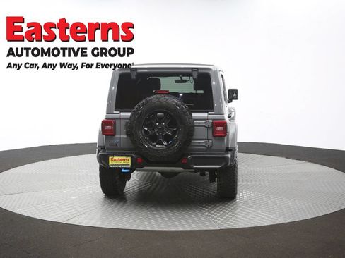 Used 2022 Jeep Wrangler Unlimited Rubicon 4xe w/ Cold Weather Group AWD/4WD image 39