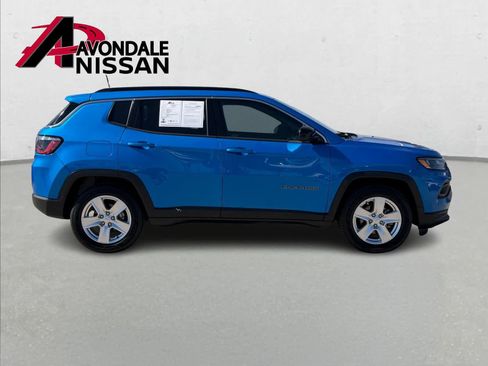 Used 2022 Jeep Compass Latitude image 6