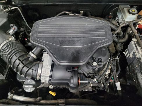 Used 2019 Chevrolet Blazer LT image 30