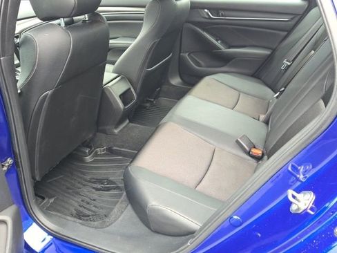 Used 2020 Honda Accord Sport image 11