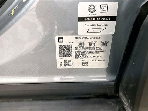 Used 2023 GMC Acadia AT4 w/ Technology Package image 32