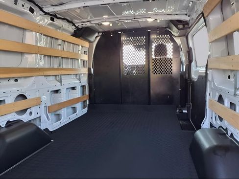 Used 2024 Ford Transit 250 Low Roof w/ Exterior Upgrade Package image 25