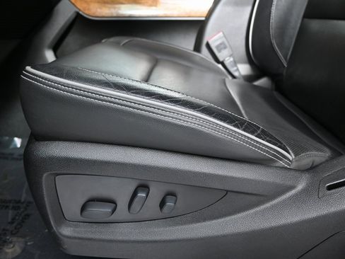 Used 2019 Chevrolet Silverado 3500 High Country w/ Duramax Plus Package image 27