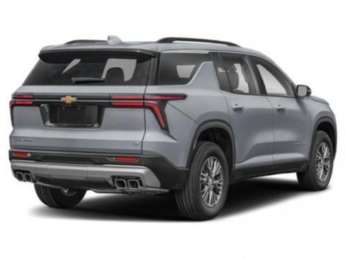 New 2026 Chevrolet Traverse LT w/ Driver Confidence Package FWD image 2