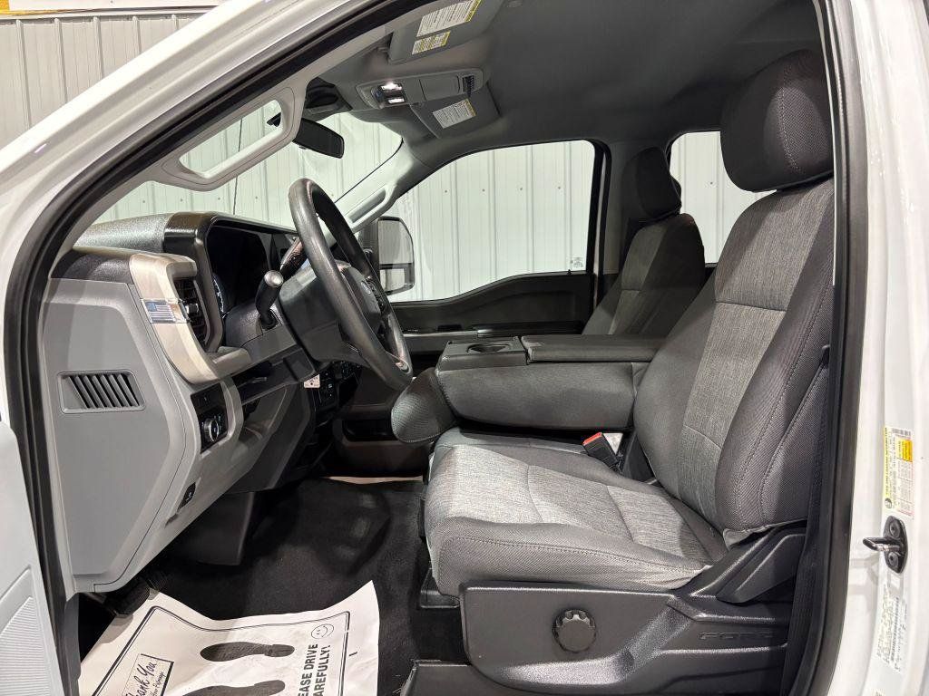 Used 2023 Ford F250 XL w/ STX Appearance Package AWD/4WD image 11