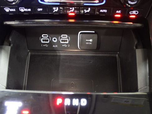 Used 2023 Jeep Grand Cherokee L Limited w/ Luxury Tech Group II AWD/4WD image 51