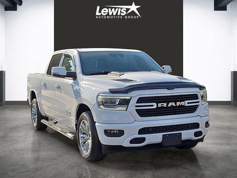 Used 2023 RAM 1500 Laramie AWD/4WD image 6