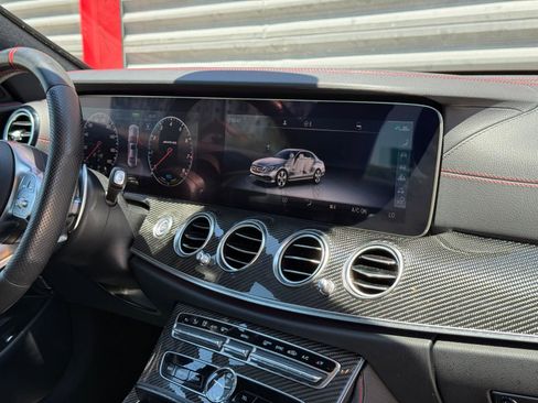 Used 2019 Mercedes-Benz E 53 AMG 4MATIC Sedan image 28