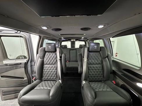 New 2026 GMC Savana 2500 RWD image 2