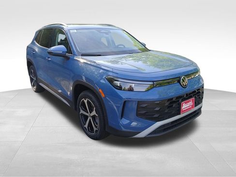 New 2026 Volkswagen Tiguan SE image 7