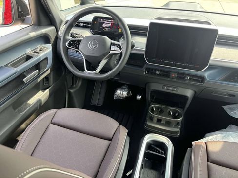 New 2025 Volkswagen ID. Buzz Pro S image 29
