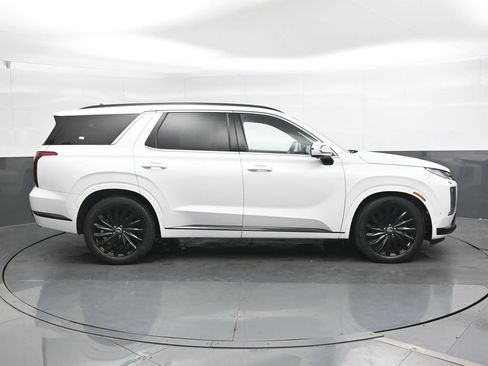 Used 2024 Hyundai Palisade Calligraphy AWD/4WD image 4